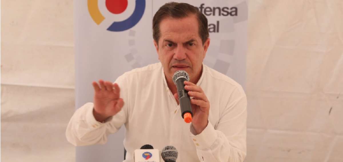 Ministro Pati&ntilde;o: &ldquo;Las FF.AA. no son actores pol&iacute;ticos&rdquo;