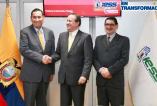 Gobierno pagará al IESS 140 millones de dólares por una deuda adquirida por el Estado en el 2001