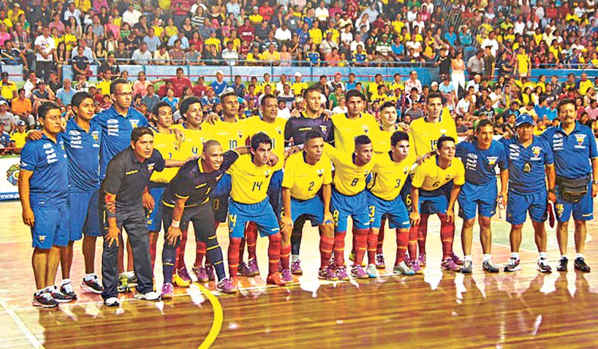 La selecci&oacute;n ecuatoriana de futsal tuvo ayer jornada libre, lo que fue aprovechado por el cuerpo t&eacute;cnico para corregir errores. Foto: cortes&iacute;a