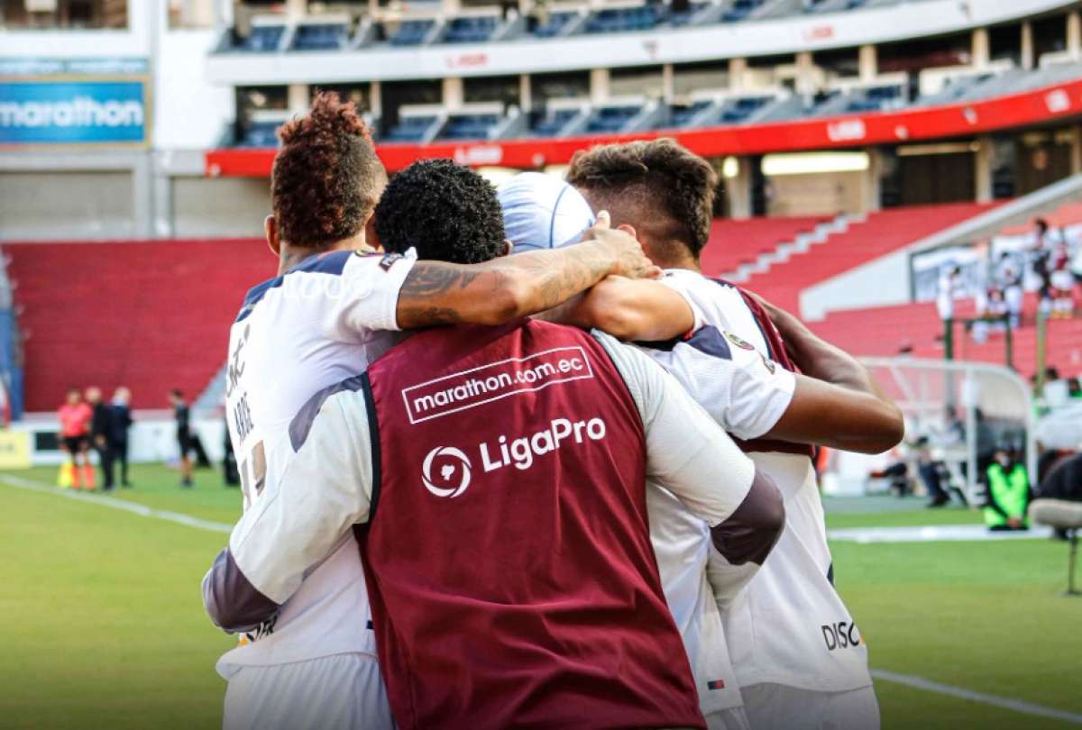 Liga de Quito se enfrentar&aacute; a V&eacute;lez Sarsfield por novena ocasi&oacute;n