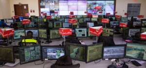 En la sala operativa del ECU911 se realizan controles las 24 horas del d&iacute;a. 