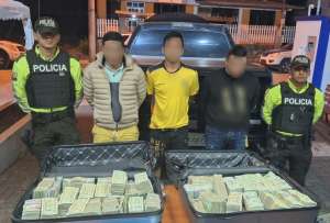 En Napo, tres presuntos integrantes de “Los R” fueron detenidos con USD 751.000 en su poder. Un juez dictó prisión preventiva.