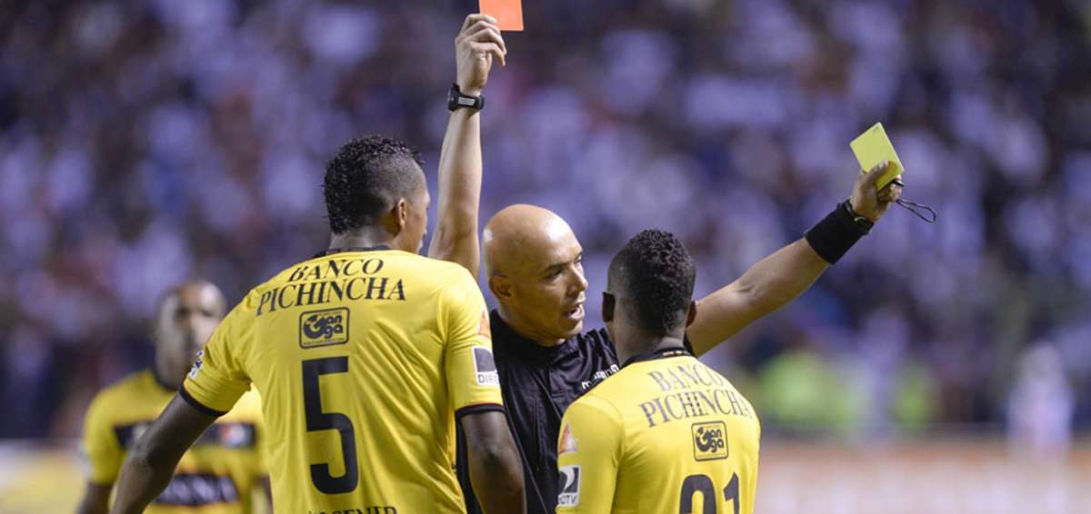 Omar Ponce, &aacute;rbitro designado para el Cl&aacute;sico
