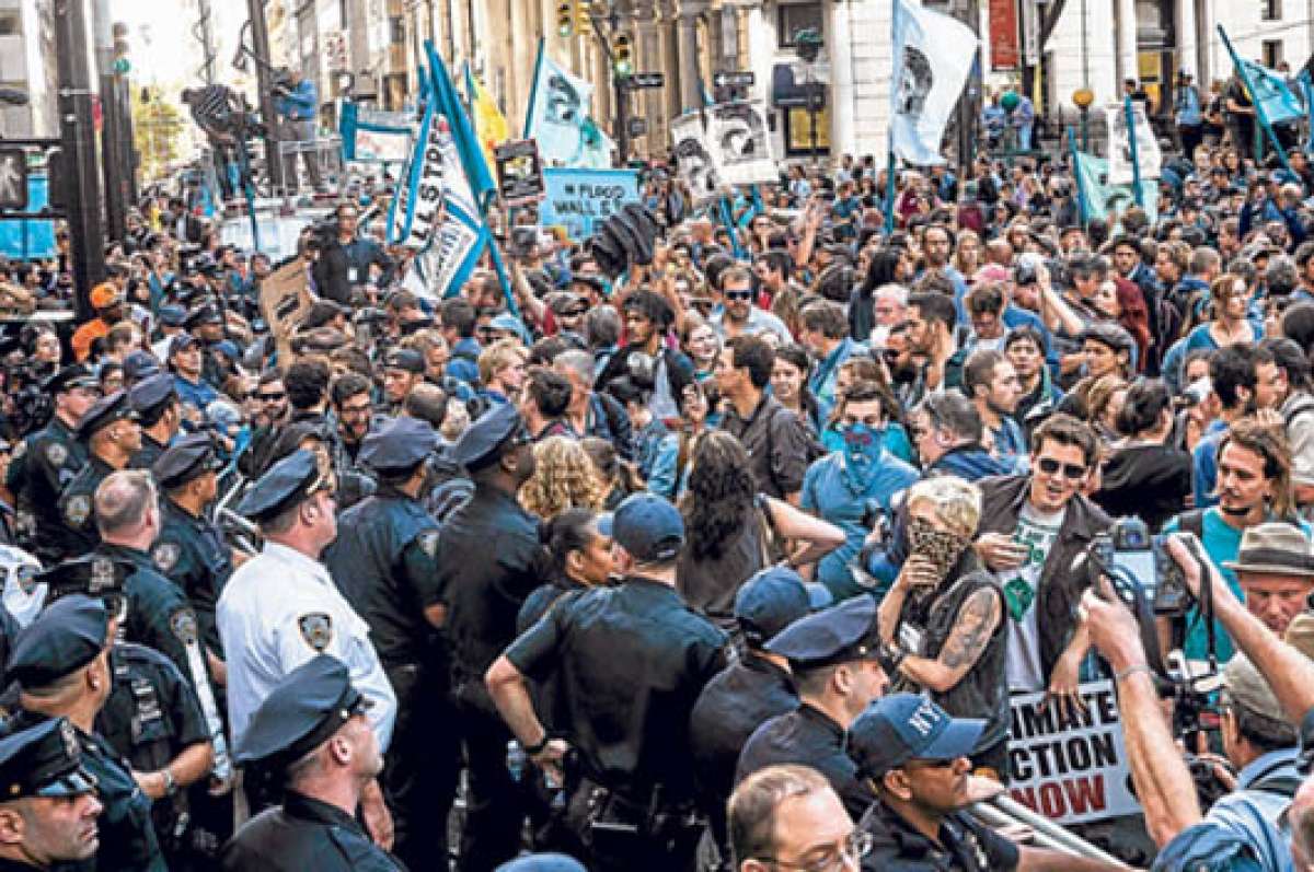 La mayor demostraci&oacute;n en favor del clima, a prop&oacute;sito de la nueva cumbre de la ONU, ocurri&oacute; en Nueva York, donde 300 mil personas salieron a las calles. Foto: AFP