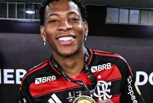 Gonzalo Plata borr&oacute; de sus redes sociales las fotos que tiene con Flamengo