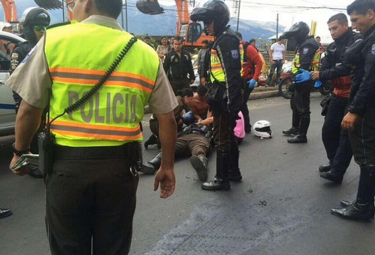 El agente recibi&oacute; un disparo en la cabeza de presuntos sacapintas. Foto: Ministerio del Interior 