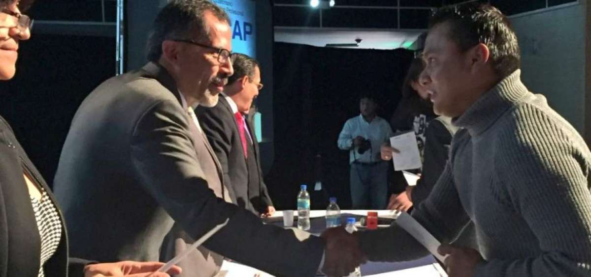 495 comunicadores reciben certificados de profesionalizaci&oacute;n