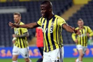 Enner Valencia marcó un doblete en la Liga Turca