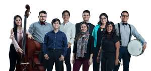 El coro est&aacute; conformado por siete voces y tres instrumentistas que acompa&ntilde;an en el contrabajo, bater&iacute;a y piano.