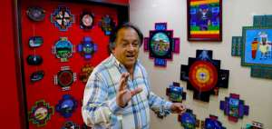 Juan Mart&iacute;nez explica que en los pueblos de la Sierra predominaba la simbolog&iacute;a de la cruz andina, en ella se expresan los 4 elementos de la vida.