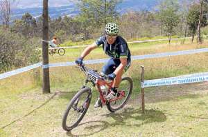El ciclismo de monta&ntilde;a es practicado por personas de todas las edades. Quito Turismo  tiene todas las rutas se&ntilde;alizadas y promociona el turismo comunitario. Foto: Archivo.