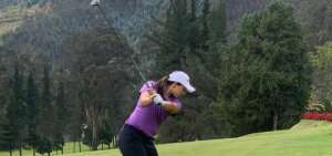 Darquea, que fue la &uacute;nica mujer en la divisi&oacute;n profesional, termin&oacute; el recorrido de la cancha del Cuenca Tenis y Golf Club con 216 golpes despu&eacute;s de tres d&iacute;as de competencia.
