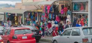 En el Centro Comercial Popular de Tulc&aacute;n ya se evidencia una leve mejor&iacute;a de la actividad comercial.