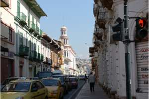 En el centro de la ciudad existen museos e iglesias antiguas, las calles son adoquinadas y las fachadas de las casas conservan el estilo republicano. Foto:  Jos&eacute; Luis Llivisaca / El Tel&eacute;grafo.  