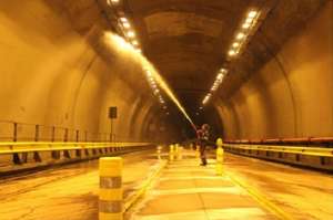 Se realizar&aacute; el lavado de la b&oacute;veda y calzada, revisi&oacute;n de sistemas de iluminaci&oacute;n, entre otros. Foto:  Cortes&iacute;a Epmmop 