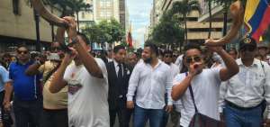 Marcha de organizaciones evang&eacute;licas en Guayaquil contra el matrimonio igualitario.