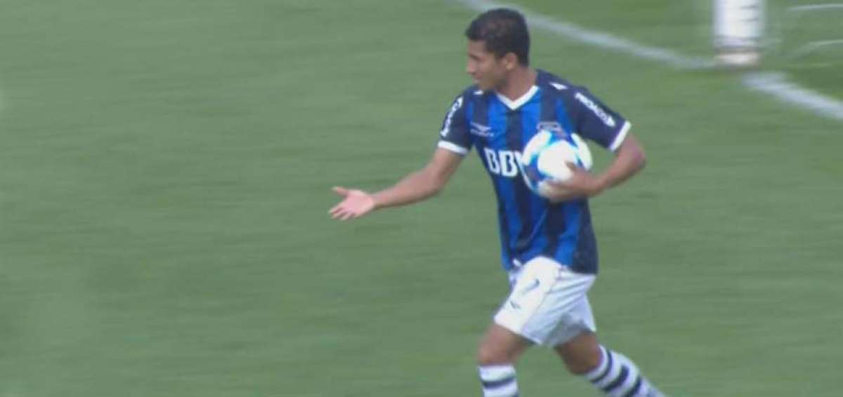 Joao Rojas anot&oacute; su primer gol en Argentina