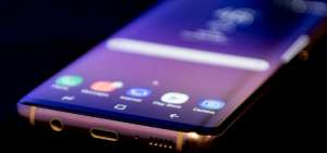 Samsung lanzar&aacute; el domingo dos nuevos modelos de su tel&eacute;fono Galaxy