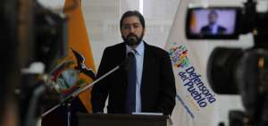 Ramiro Rivadeneira, defensor del Pueblo, indic&oacute; que solo la Asamblea Nacional puede evaluar su accionar. 