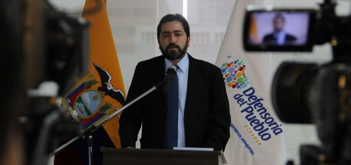 Ramiro Rivadeneira, defensor del Pueblo, indic&oacute; que solo la Asamblea Nacional puede evaluar su accionar. 