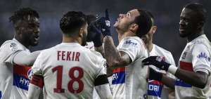PSG sucumbe ante el Lyon