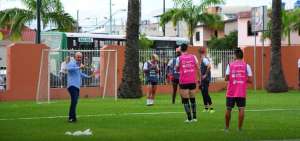 Orense y Liga de Quito ya estaban en el estadio 9 de Mayo de Machala, cuando se conoci&oacute; la resoluci&oacute;n de la LigaPro. 