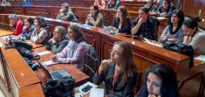 El proceso de aprobaci&oacute;n de la ley, que inici&oacute; legislativamente en 2009, ha contado con la participaci&oacute;n de varios artistas y gestores culturales de todo el pa&iacute;s.