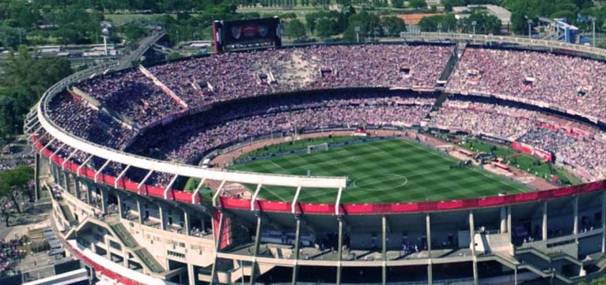 Dictan clausura de Monumental y River deber&aacute; pagar multa para jugar
