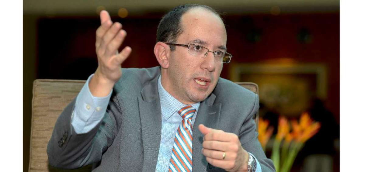 Andr&eacute;s Acosta, gastroenter&oacute;logo de la Cl&iacute;nica Mayo, ubicada en Estados Unidos