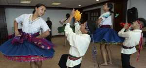 Grupos de danza mostraron sus habilidades durante la presentaci&oacute;n de la serie de eventos culturales y art&iacute;sticos que realiz&oacute; la coordinaci&oacute;n zonal 6 del Ministerio de Turismo durante una visita a Guayaquil.  