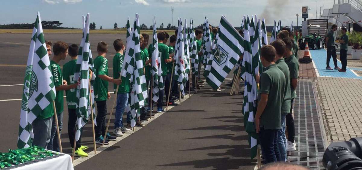 La Recopa re&uacute;ne al Chapecoense y al Atl&eacute;tico 4 meses despu&eacute;s de la tragedia