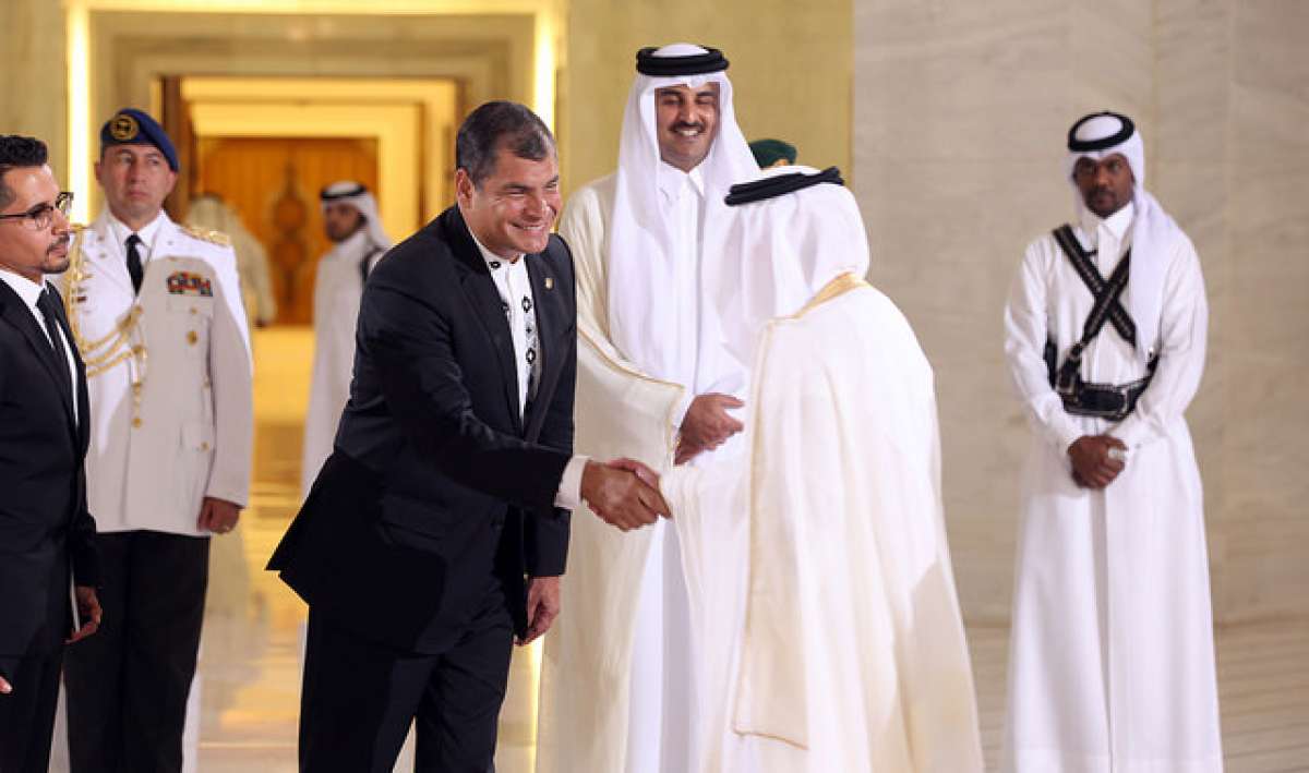 El presidente Correa asisti&oacute; a la audiencia, recibimiento y firma de convenios oficiales junto a varias autoridades. Foto: Cortes&iacute;a Presidencia