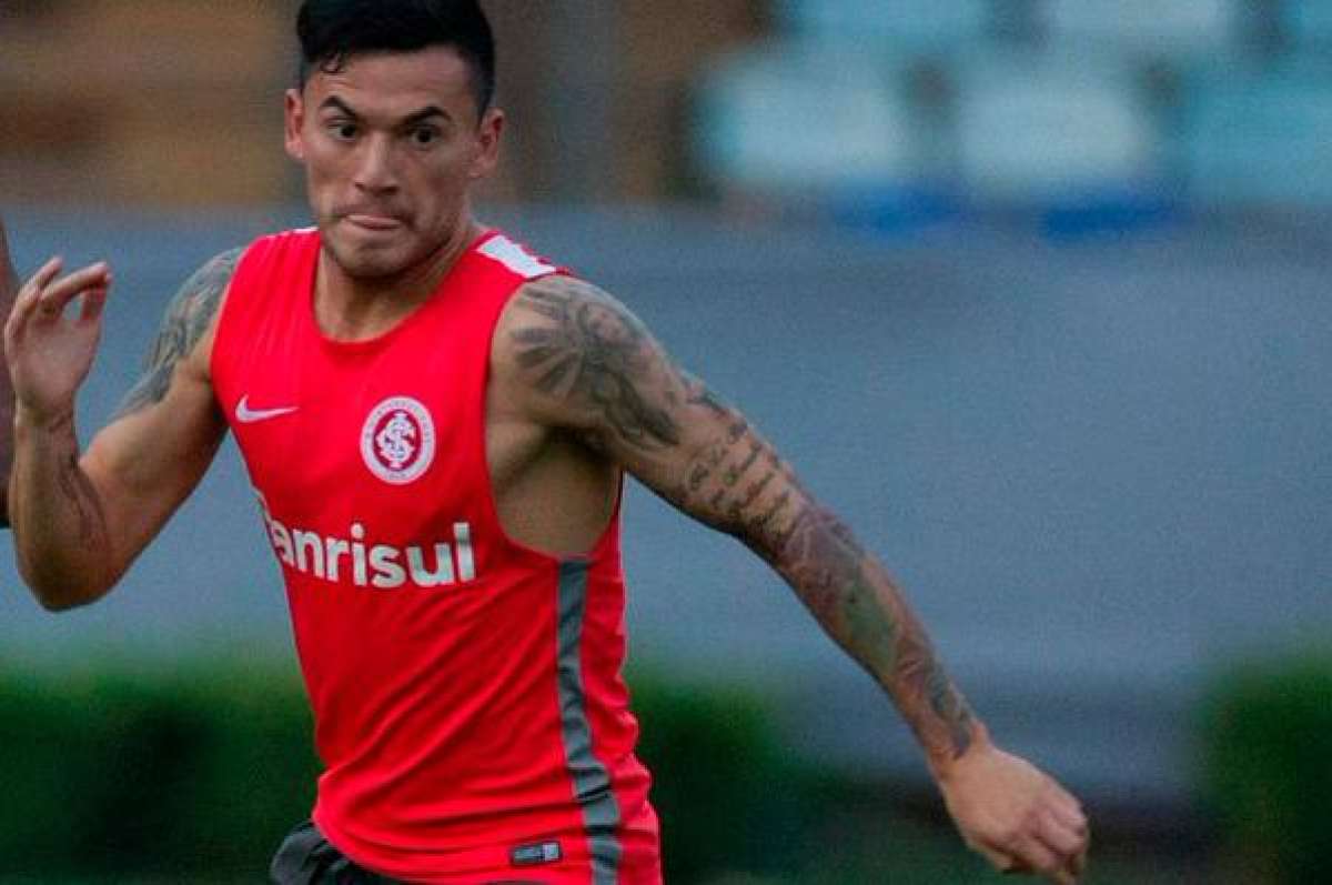 El Leverkusen llega a un acuerdo por el chileno Charles Ar&aacute;nguiz