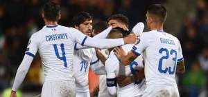 Italia golea a Liechtenstein y mantiene el liderato de su grupo