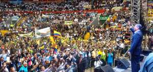 Representantes de agremiaciones se re&uacute;nen esta ma&ntilde;ana en el Coliseo Rumi&ntilde;ahui, en Quito. Cortes&iacute;a: Presidencia de la Rep&uacute;blica