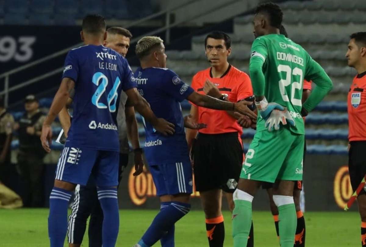 El partido contra Liga de Quito resultó caro para Emelec