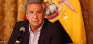 Moreno dice que la situaci&oacute;n econ&oacute;mica es "sumamente dif&iacute;cil", pero el pa&iacute;s "no est&aacute; quebrado"