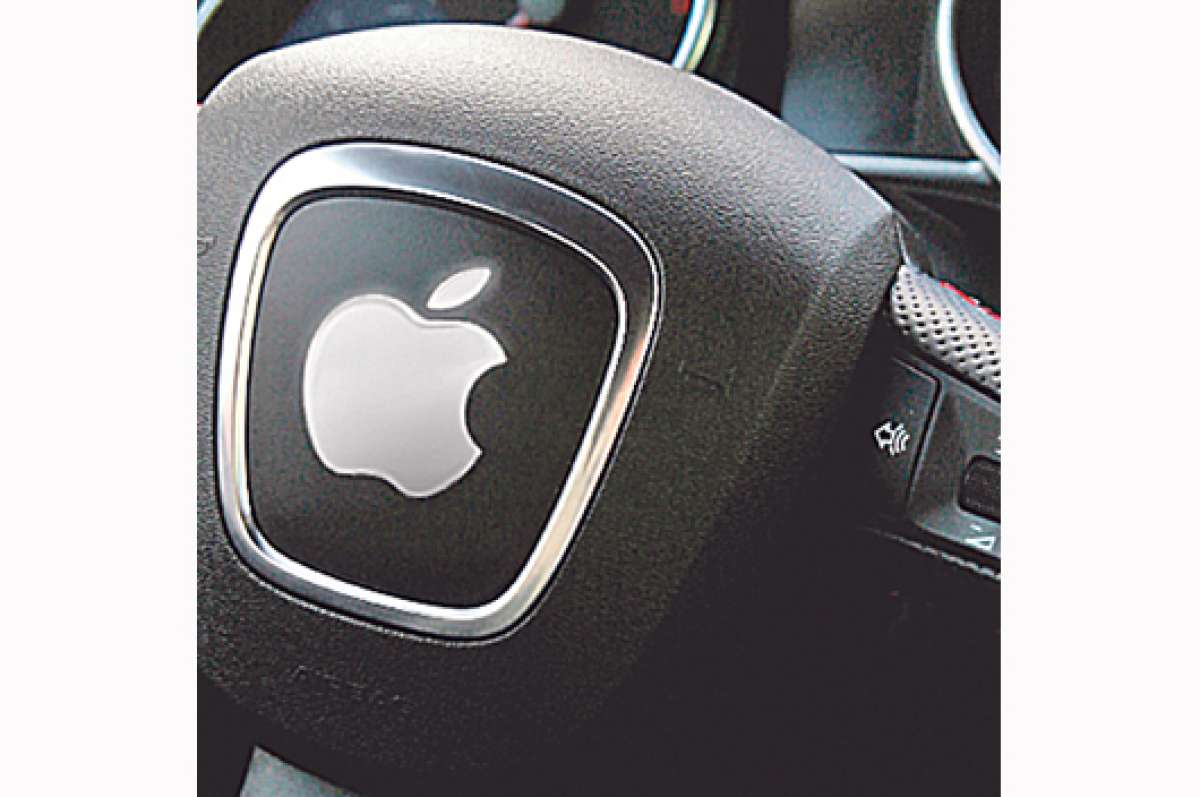 Apple trabaja a toda marcha para sacar su propio autom&oacute;vil el&eacute;ctrico 