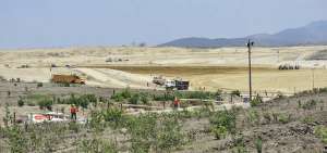 En El Aromo solamente se avanz&oacute; con obras tempranas como la preparaci&oacute;n del terreno. Un acueducto es el &uacute;nico trabajo que est&aacute; operativo.