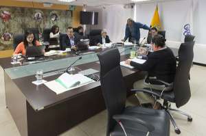 El pleno del CPCCS se reuni&oacute; ayer por la ma&ntilde;ana para resolver modificaciones al Reglamento del concurso de Defensores de Audiencias y Lectores. Foto: John Guevara/El Tel&eacute;grafo