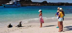 Desde el 10 de septiembre se exigir&aacute; seguro de salud para turistas extranjeros