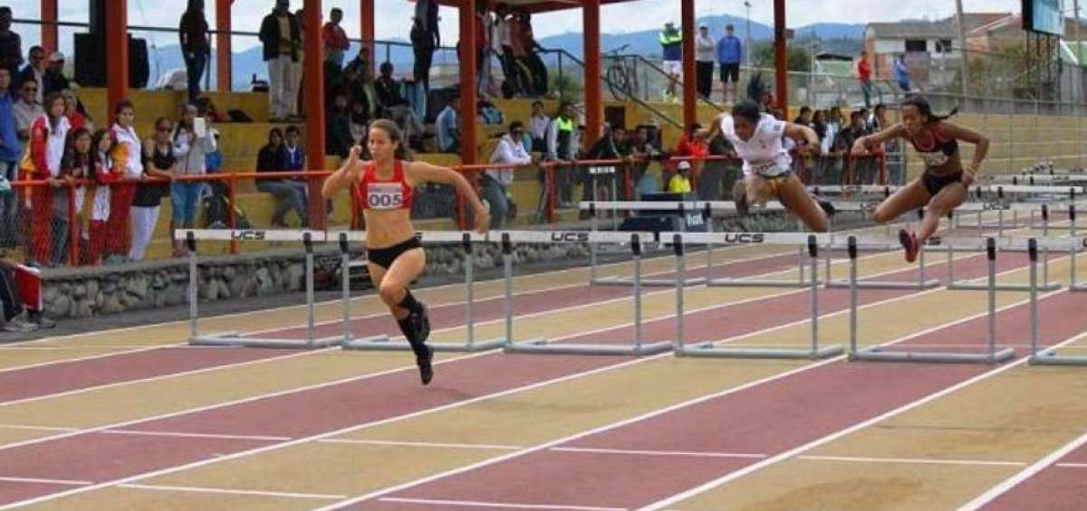 La pista Jefferson P&eacute;rez, de Cuenca, est&aacute; deteriorada