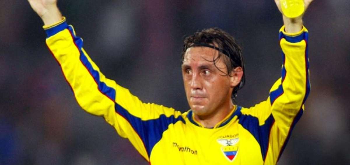 La Conmebol destac&oacute; a Alex Aguinaga como el jugador con m&aacute;s participaciones en la Copa Am&eacute;rica.