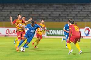 En el compromiso de ida disputado el martes, en el estadio Ol&iacute;mpico Atahualpa, Universidad Cat&oacute;lica no supo mantener la ventaja inicial.