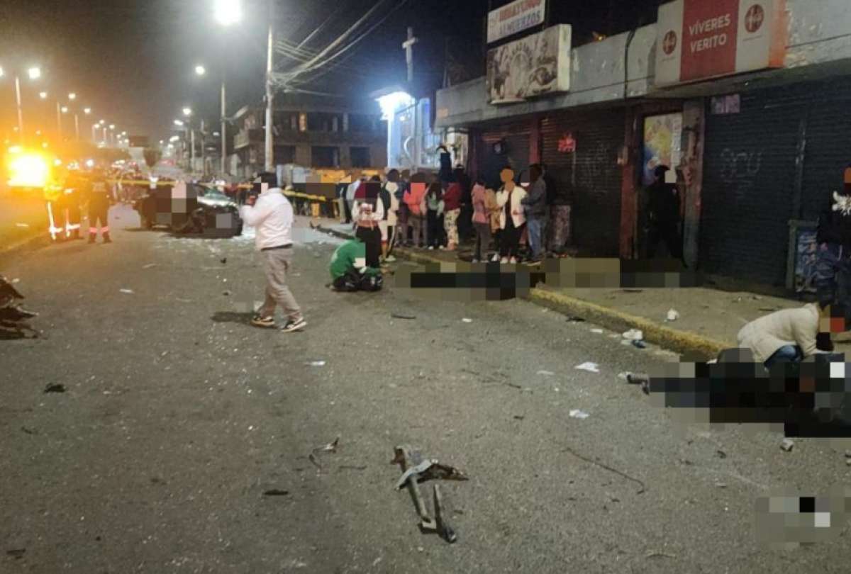 Noche fatal en Quito: cuatro personas fallecieron en un accidente de tránsito