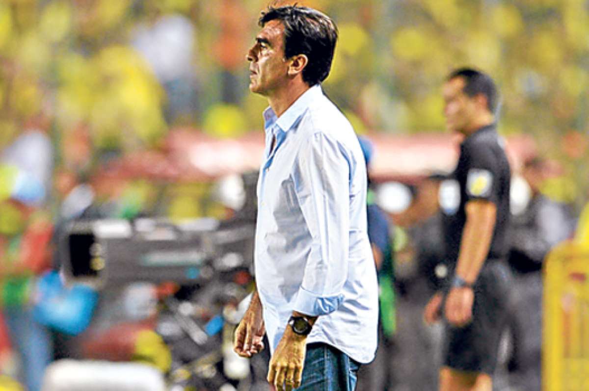 Quinteros no cambi&oacute; su idea: Emelec jug&oacute; al ataque. Israel prefiri&oacute; esperar al rival. Por funcionamiento, result&oacute; mejor la estretagia del primero. Foto: Miguel Castro / El Tel&eacute;grafo