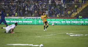El delantero argentino Ismael Blanco destac&oacute; en el Cl&aacute;sico. Foto: Eduardo Escobar / El Tel&eacute;grafo.