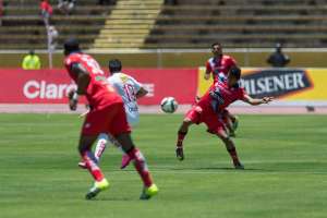 El Nacional consigue salvar la categor&iacute;a tras ganar 2-1 a Mushuc Runa