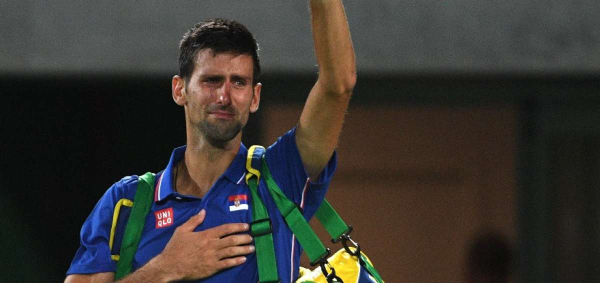 El serbio Novak Djokovic se retir&oacute; de la cancha llorando por no poder avanzar a la siguiente ronda en los JJ. OO. 