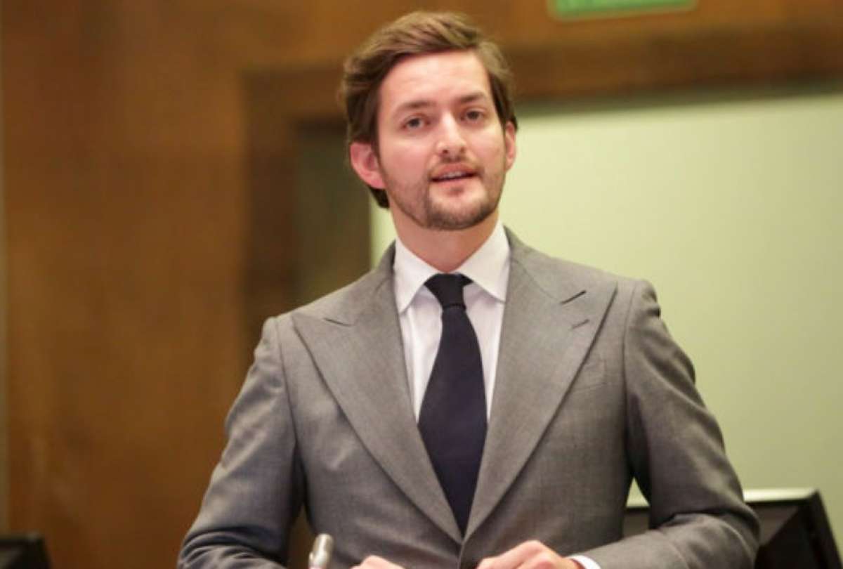 La designaci&oacute;n de Esteban Torres se concret&oacute; al cumplirse un a&ntilde;o de funciones del actual periodo legislativo.
